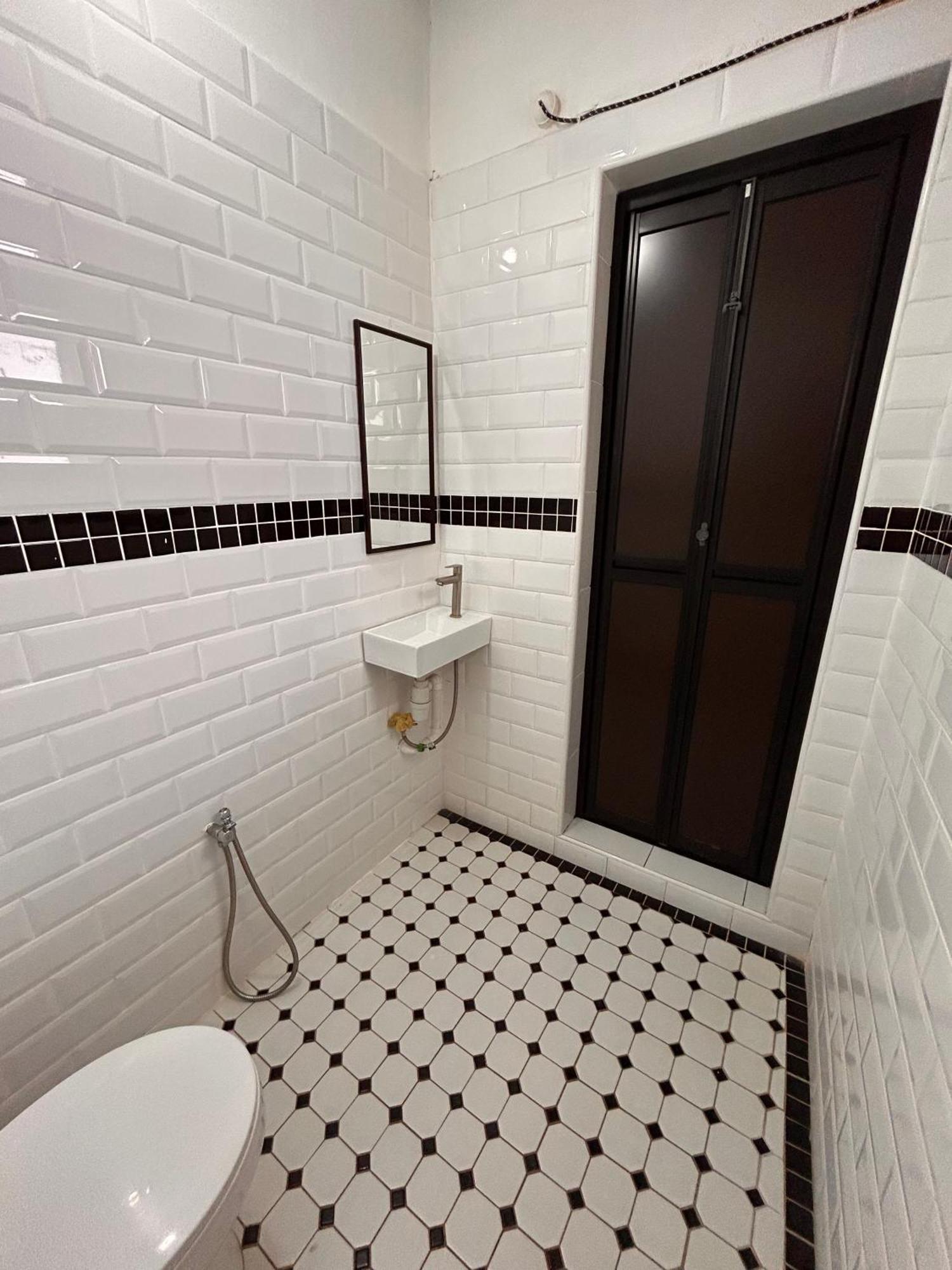 New Great Shanghai Female Hostel Джорджтаун Экстерьер фото