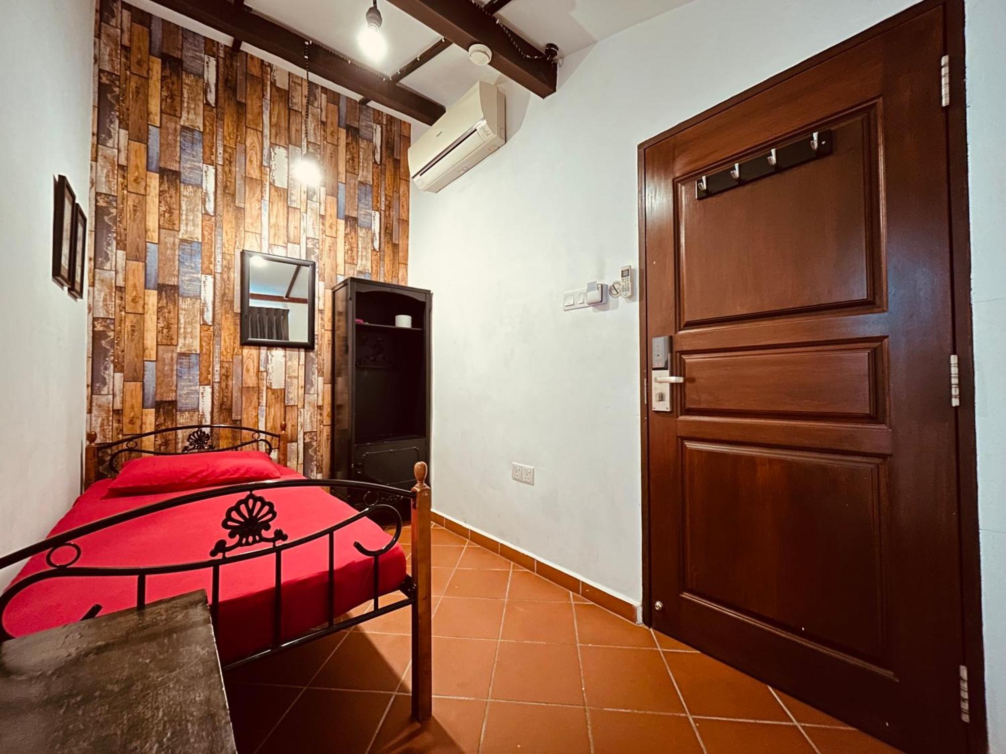 New Great Shanghai Female Hostel Джорджтаун Экстерьер фото