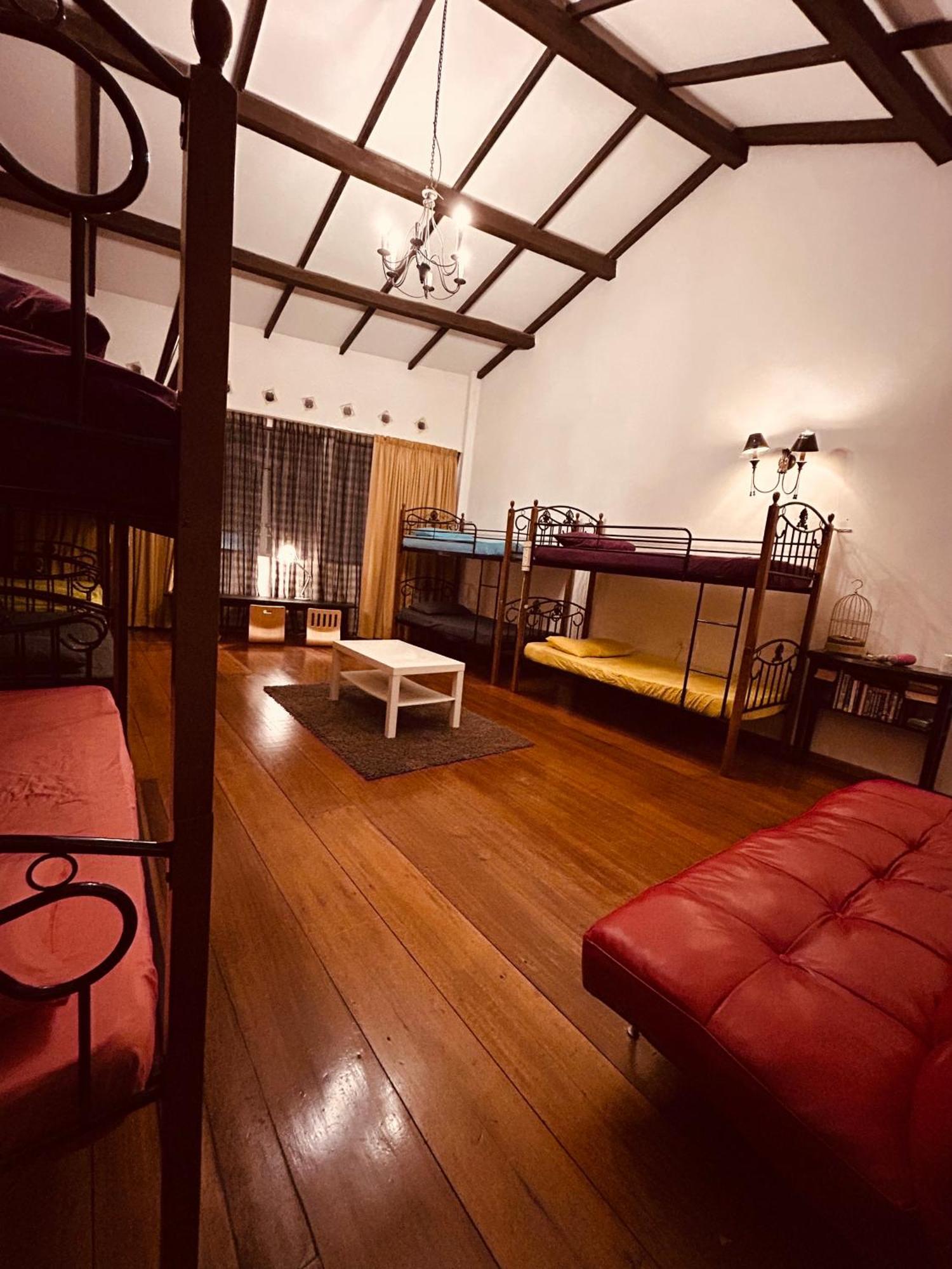 New Great Shanghai Female Hostel Джорджтаун Экстерьер фото