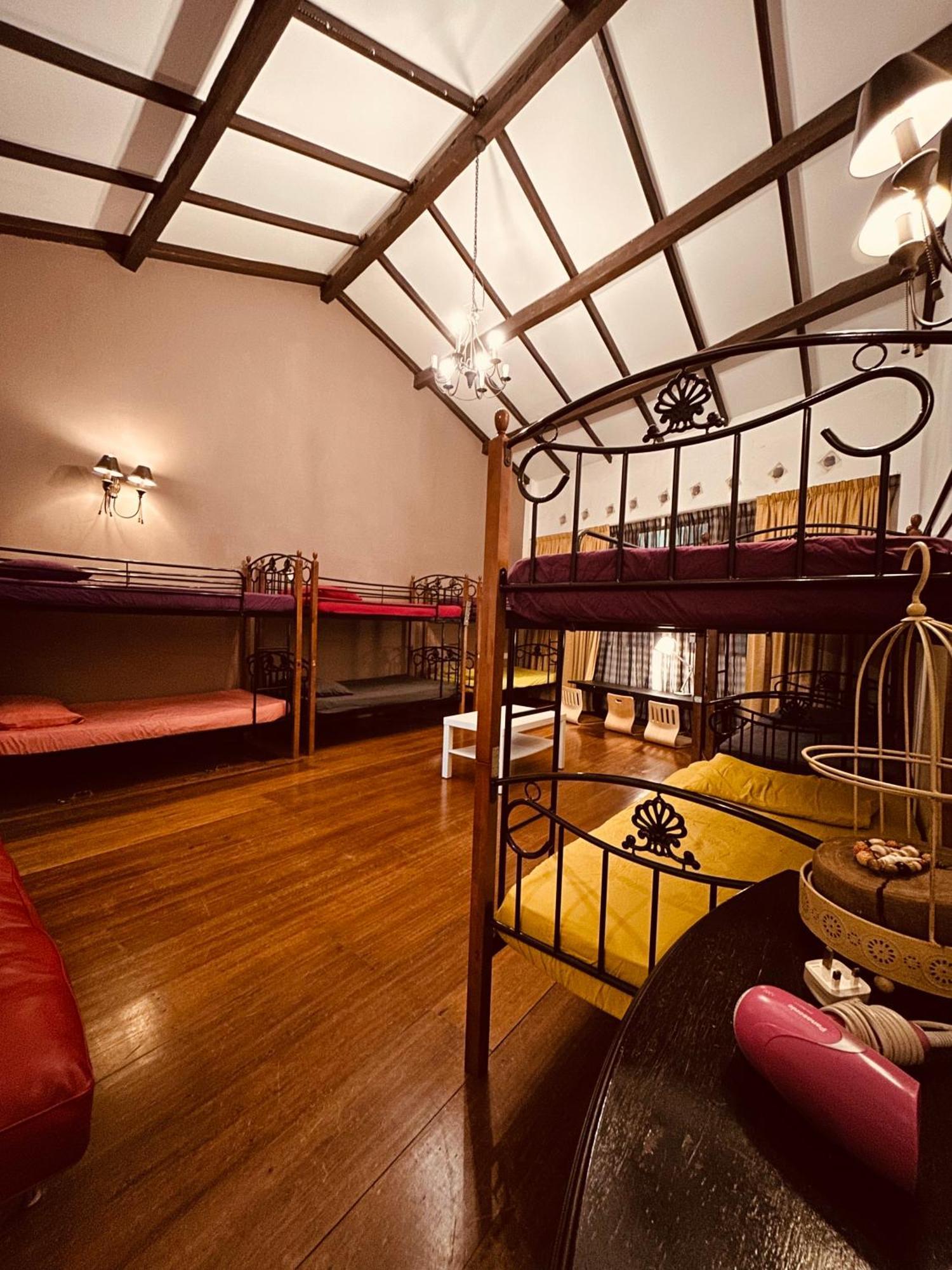 New Great Shanghai Female Hostel Джорджтаун Экстерьер фото